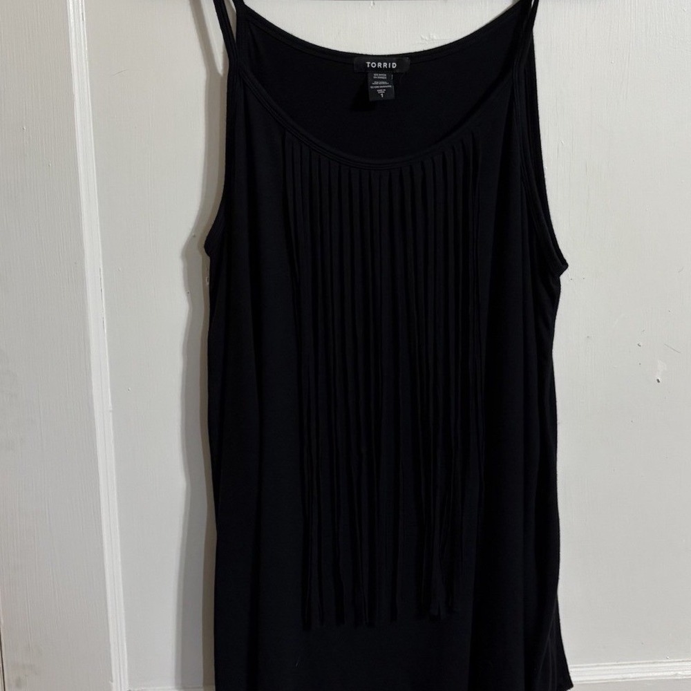 Torrid‎ Tank Top Womens 1 Black Fringe Front Sleeveless Scoop Neck Camis